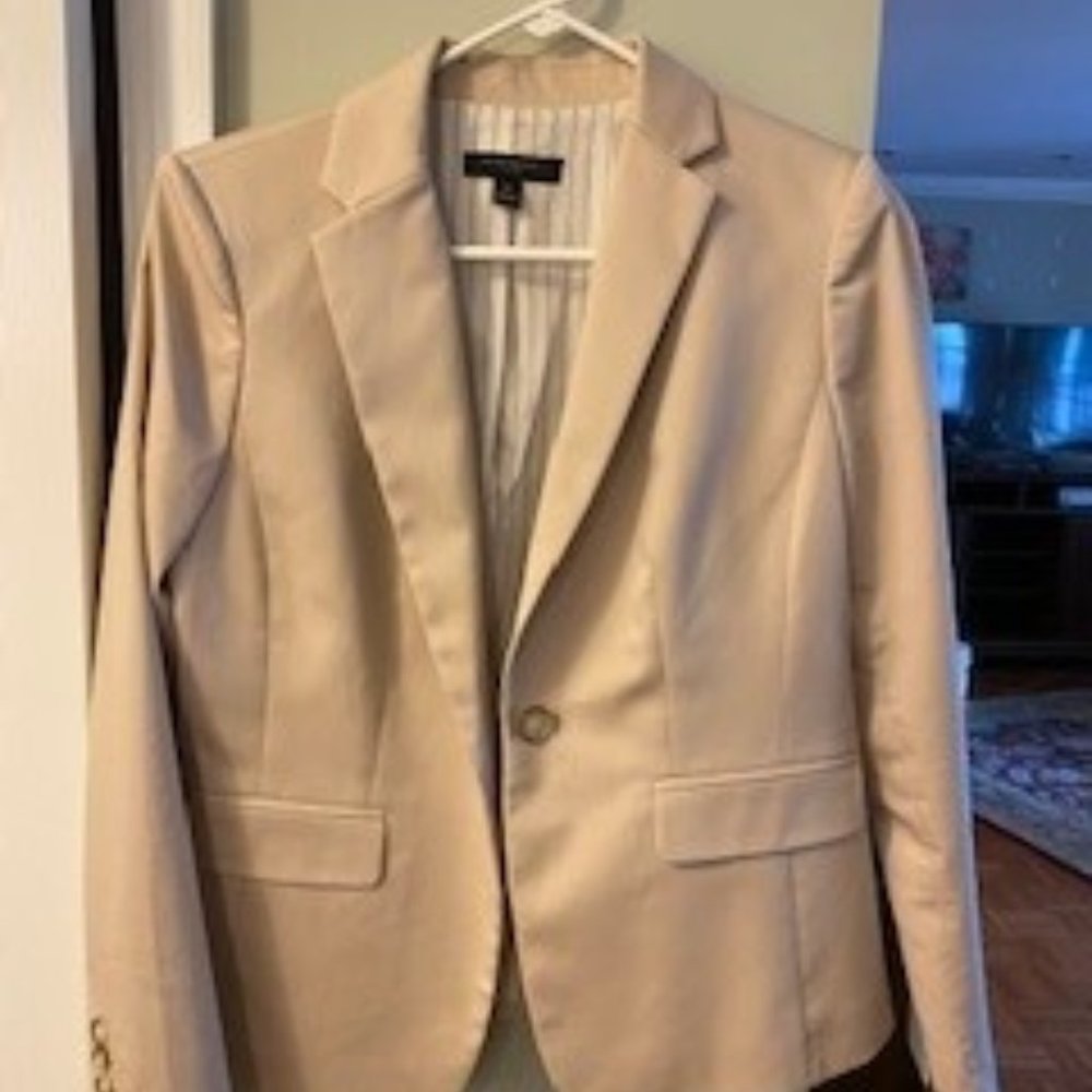 Ann Taylor, tan jacket, size 6